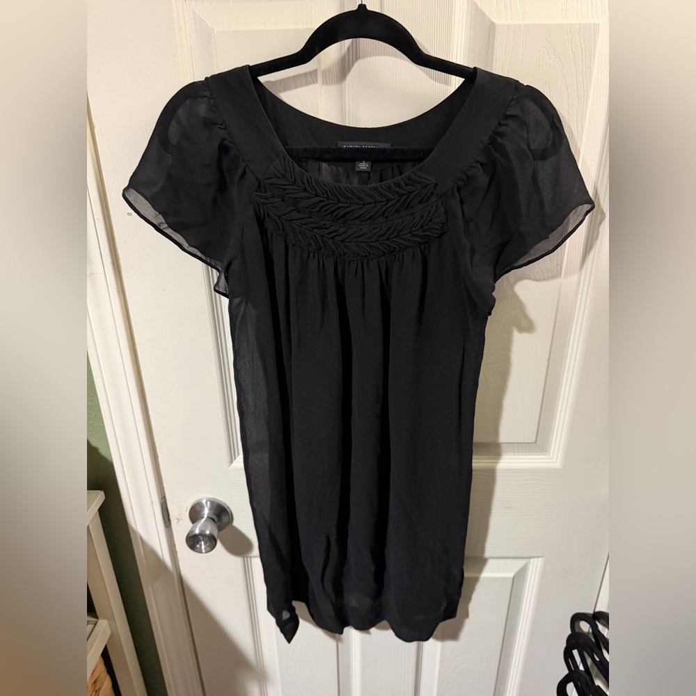 ❣️❄️Banana Republic Black Blouse with Sheer Sleeves